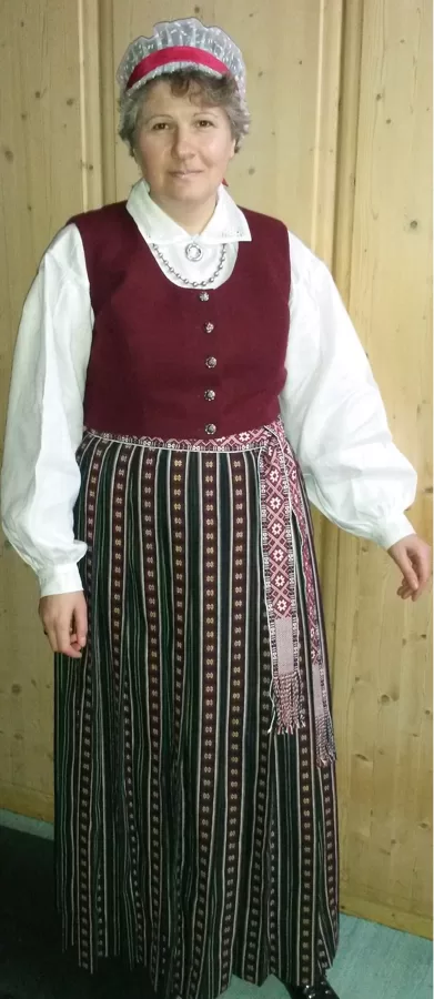 gatavojoties Valsts svētkiem LCM 2013. gadā.