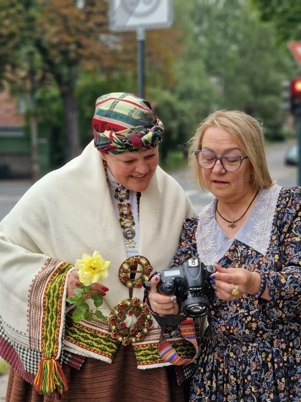 Līga Olsen un Ilze Strēle